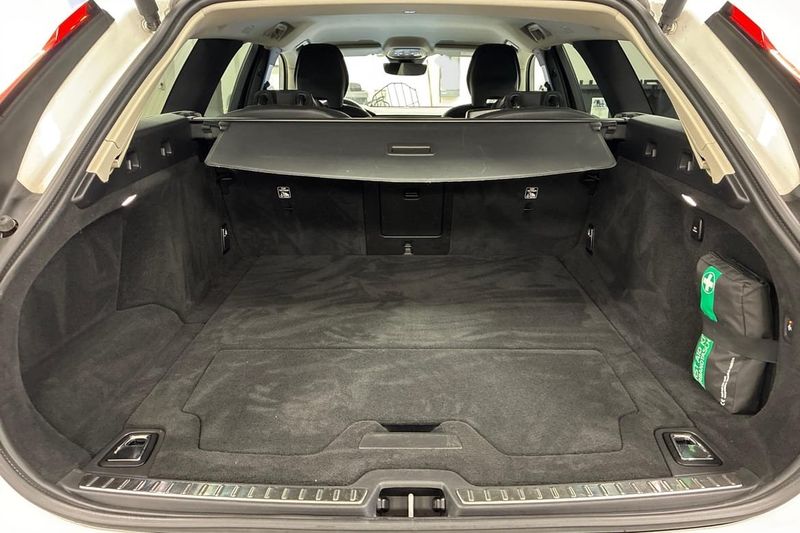 Volvo V90 bild 14