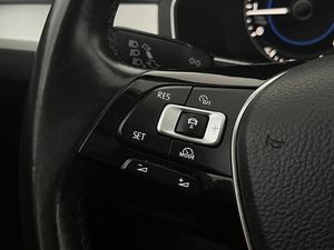Volkswagen Passat bild 9