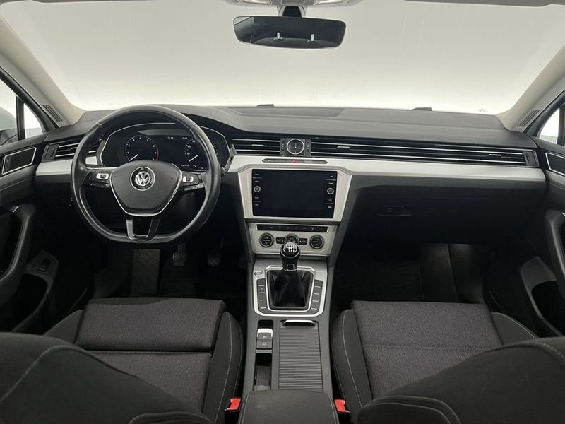 Volkswagen Passat bild 5