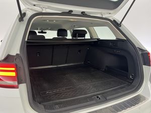 Volkswagen Passat bild 19