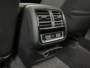 Volkswagen Passat bild 18