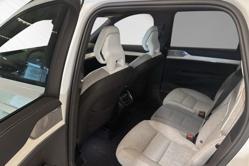 Volvo EX90 bild 8