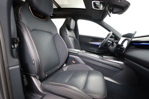 Lynk & Co 08 bild 25