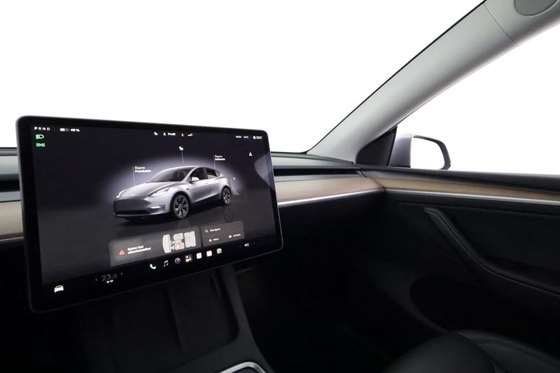 Tesla Model Y bild 22