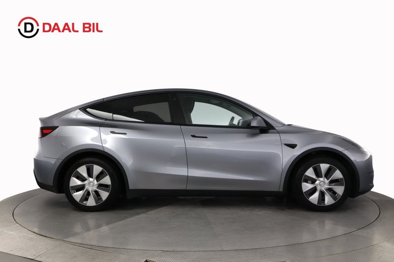 Tesla Model Y bild 5