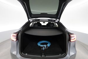 Tesla Model Y bild 25