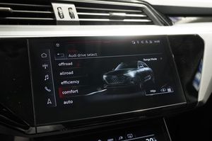 Audi Q8 bild 12