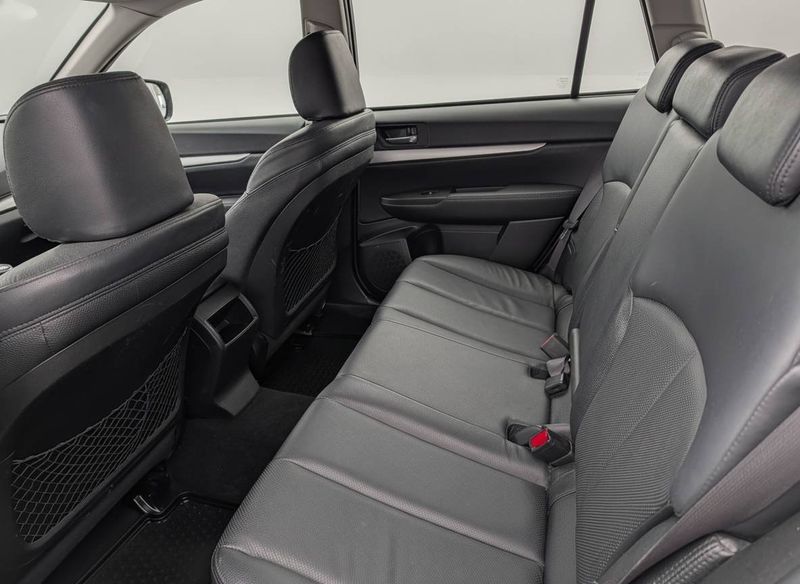 Subaru Legacy bild 4