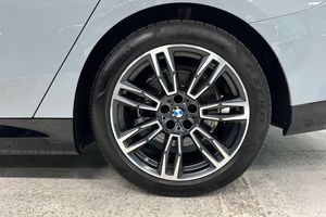 BMW 530 bild 15