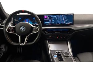 BMW i4 bild 8