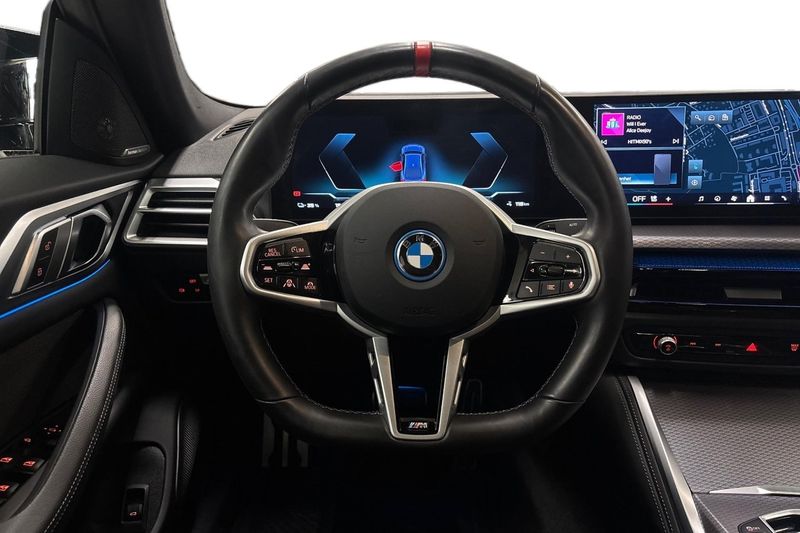 BMW i4 bild 9