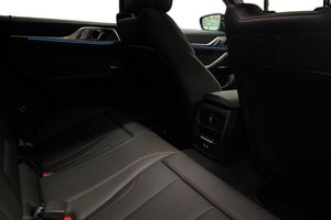 BMW i4 bild 7
