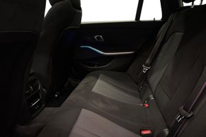 BMW 330 bild 11