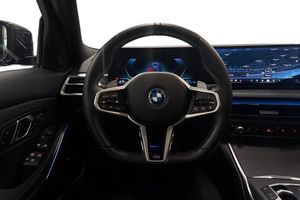 BMW 330 bild 9