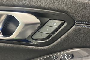 BMW 330 bild 16