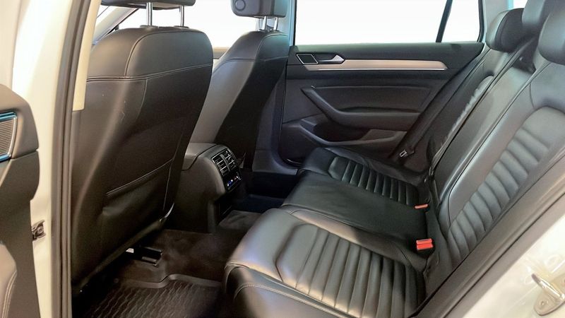 Volkswagen Passat bild 11