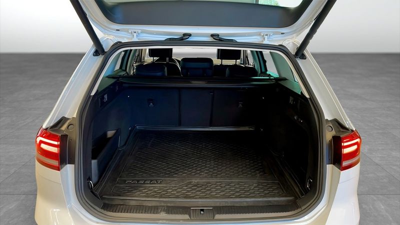 Volkswagen Passat bild 12