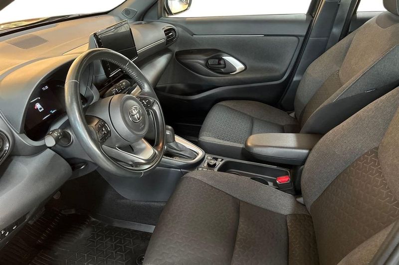 Toyota Yaris Cross bild 14