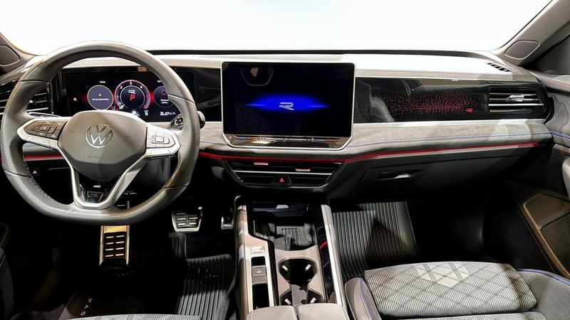 Volkswagen Passat bild 11