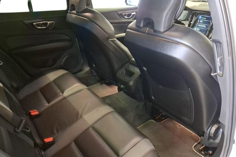 Volvo V60 bild 8