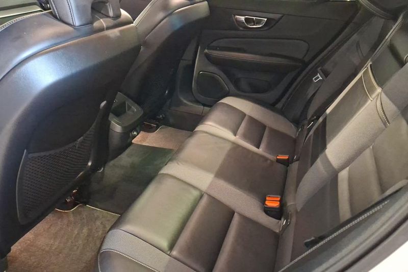 Volvo V60 bild 12
