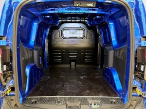 Ford Transit Courier bild 7