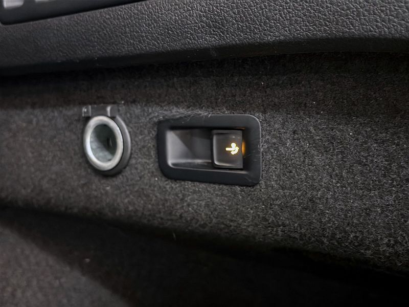Volkswagen Passat bild 14