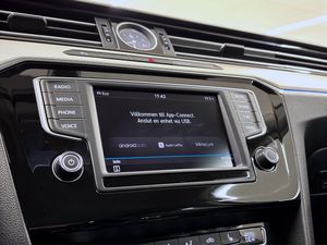 Volkswagen Passat bild 18