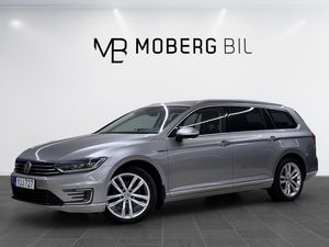 Volkswagen Passat bild 1