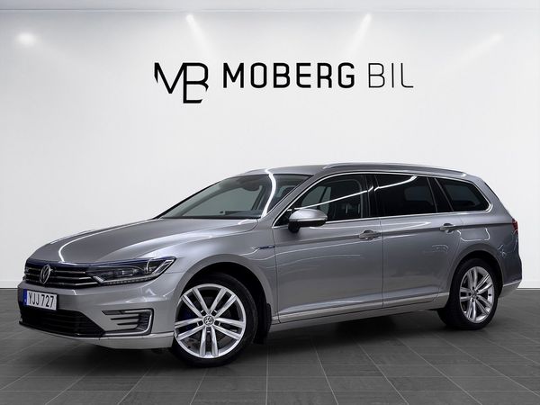 Volkswagen Passat GTE 1.4 TSI 218hk Drag B-Kamera Keyless PDC - 2017