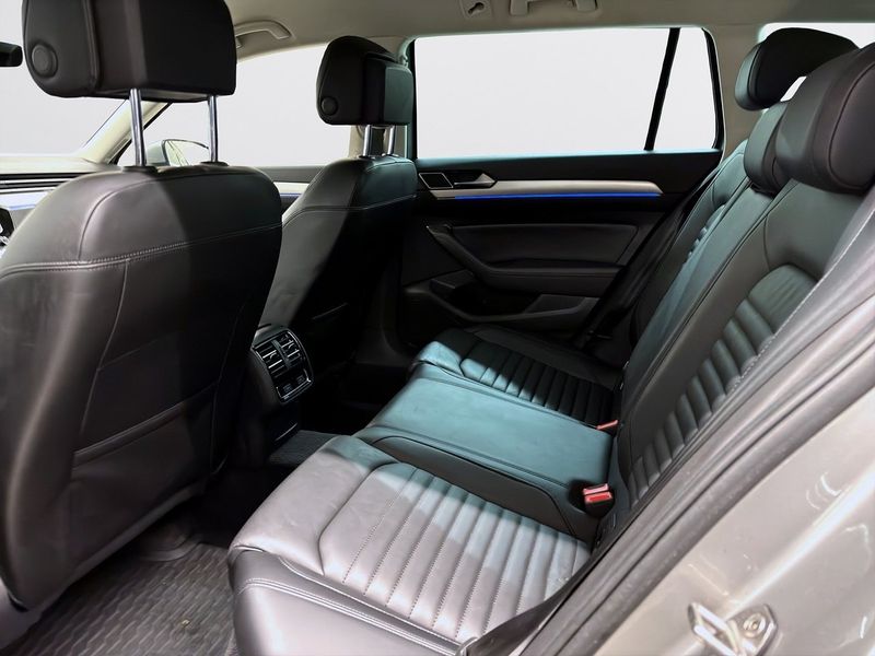 Volkswagen Passat bild 10