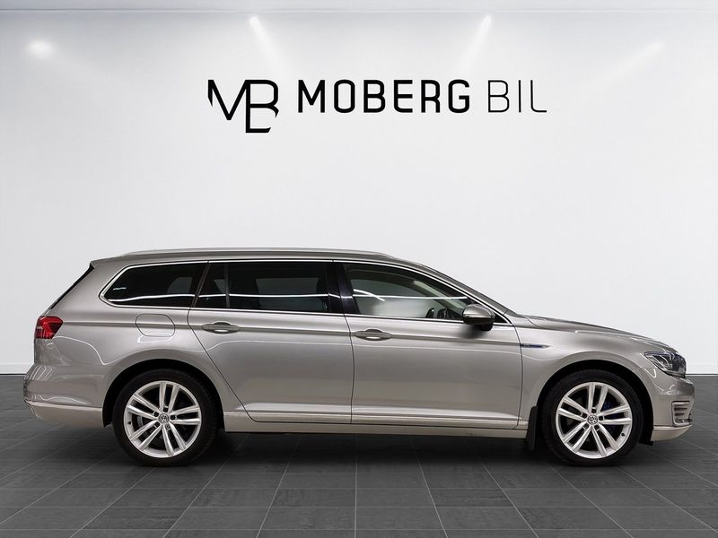 Volkswagen Passat bild 4