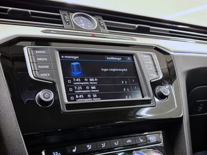 Volkswagen Passat bild 17