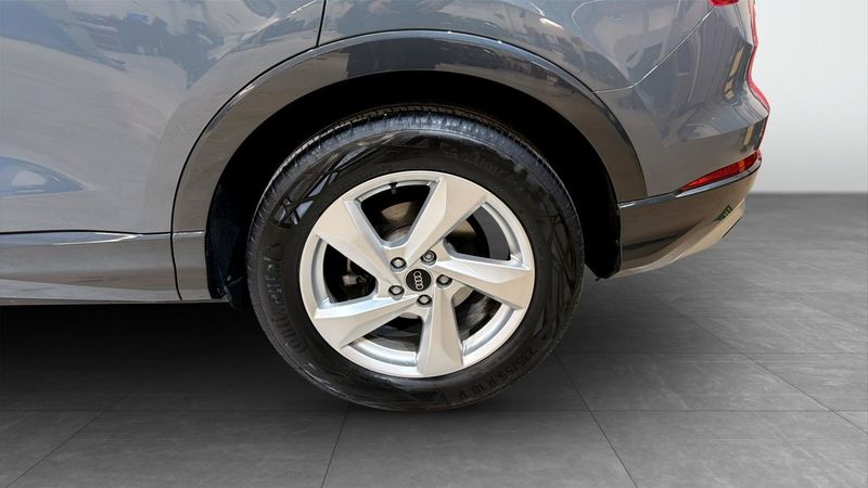 Audi Q3 bild 6