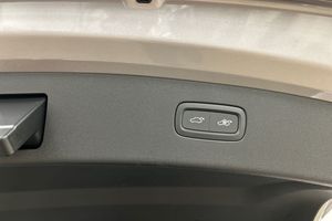Volvo ES90 bild 24