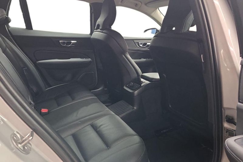 Volvo V60 bild 9