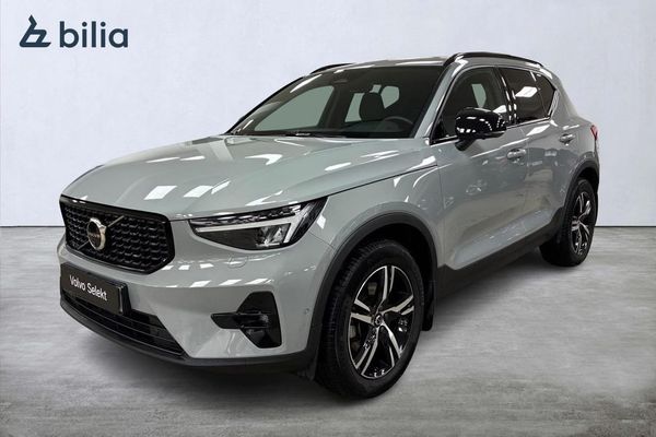 Volvo XC40 B3 FWD Bensin Plus Dark - 2025