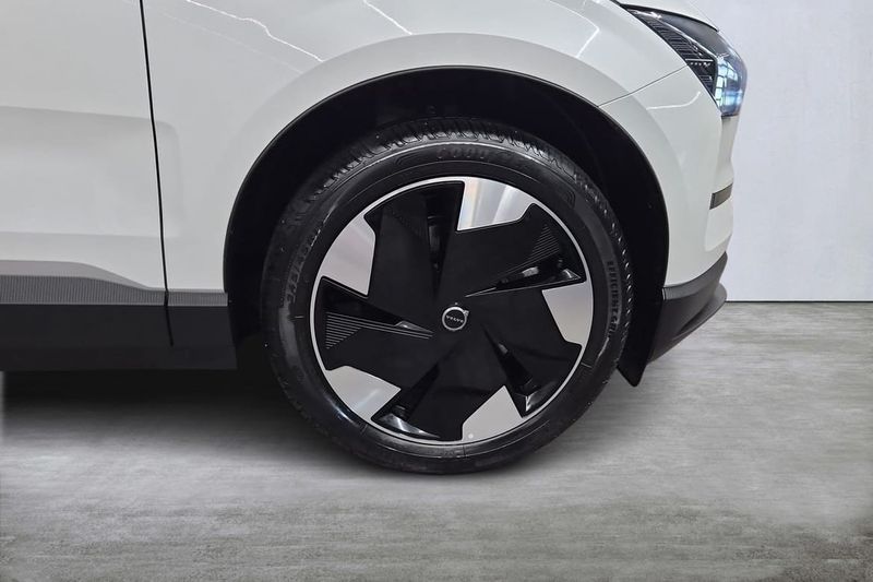 Volvo EX30 bild 17