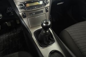 Toyota Avensis bild 11