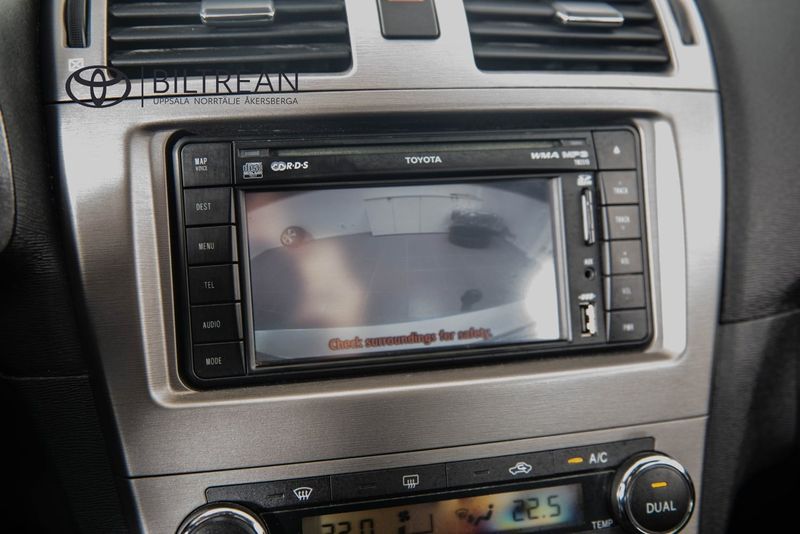 Toyota Avensis bild 16