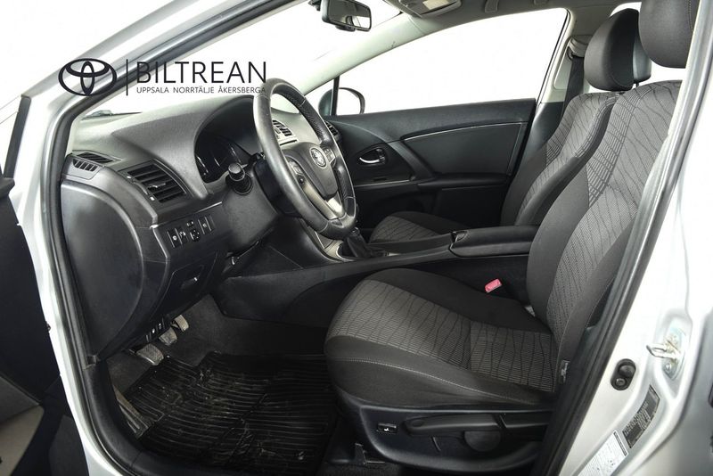 Toyota Avensis bild 6