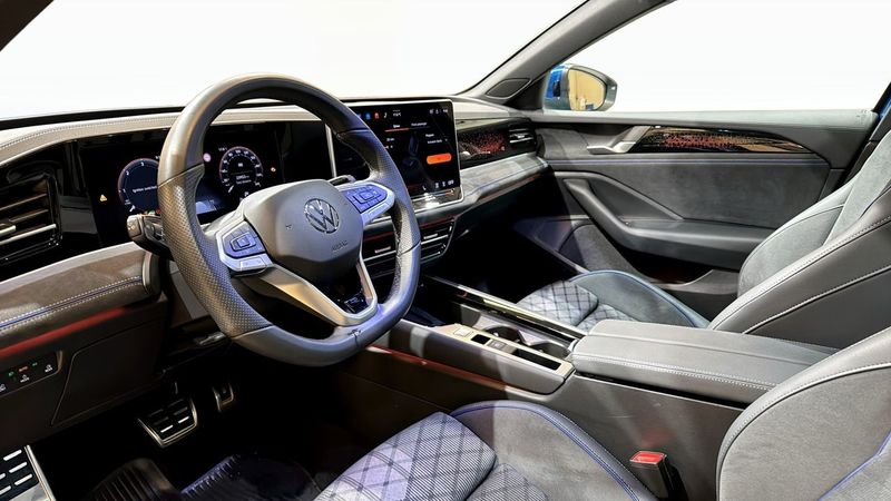 Volkswagen Passat bild 7