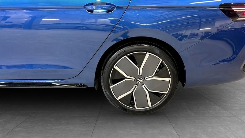 Volkswagen Passat bild 6