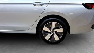 Volkswagen Passat bild 6