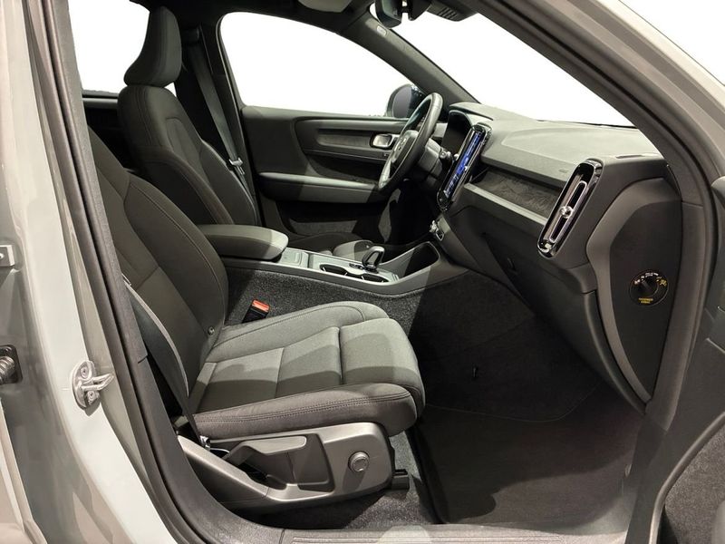 Volvo EX40 bild 4