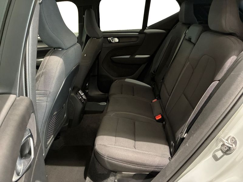 Volvo EX40 bild 6
