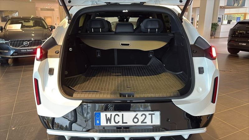 Lynk & Co 08 bild 13