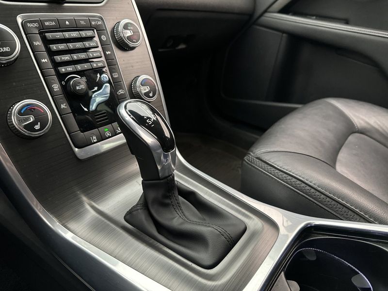 Volvo XC70 bild 25