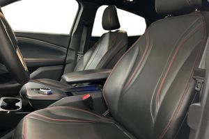 Ford Mustang Mach-E bild 13