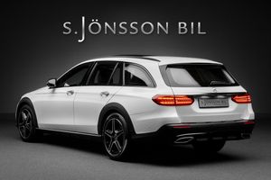 Mercedes E450 bild 2